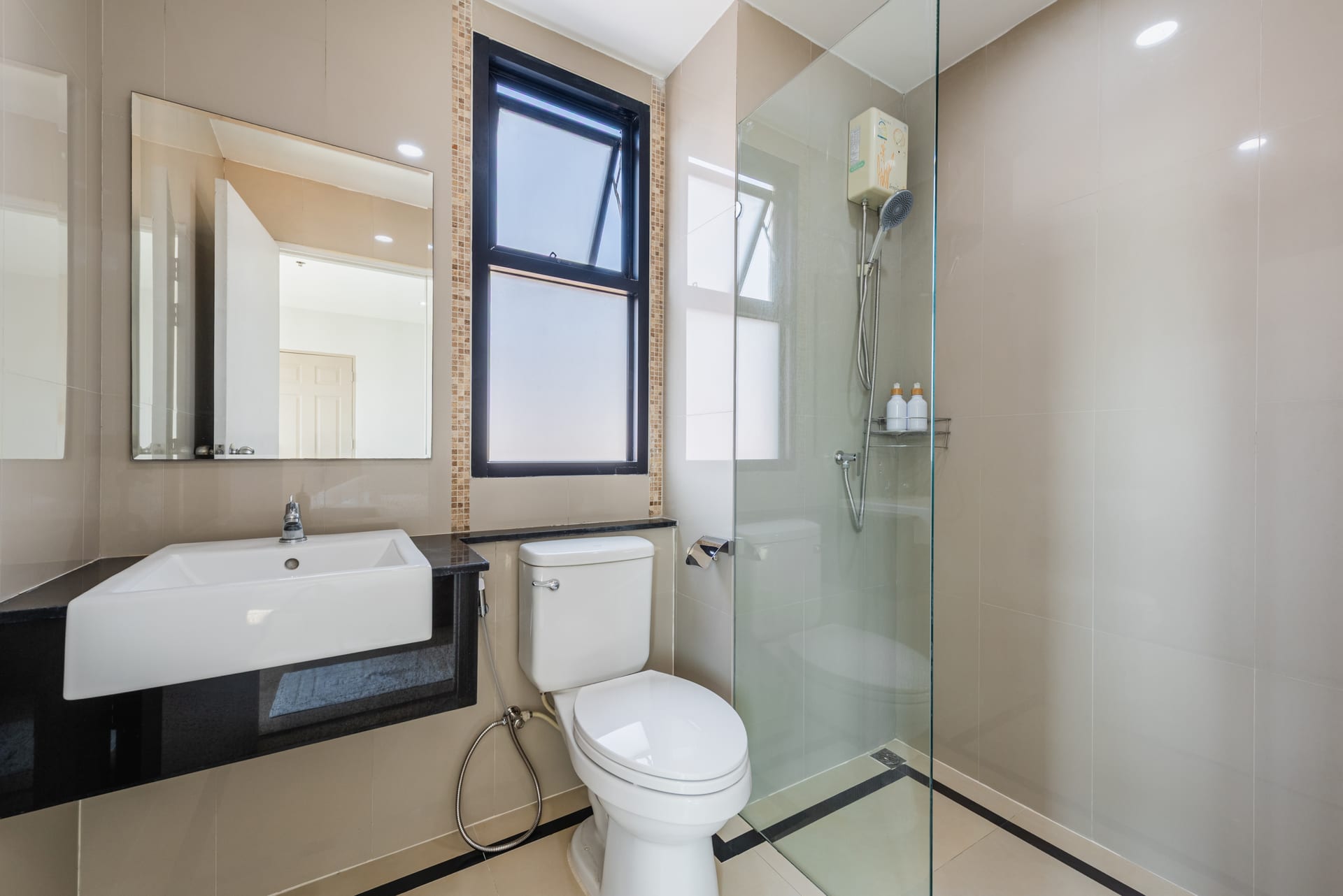 วิวเมืองพาโนรามา One Bedroom Suite - Zayn Hotel บางนา